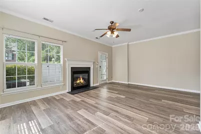 12353 Jessica Place, Charlotte, NC 28269 - Photo 7