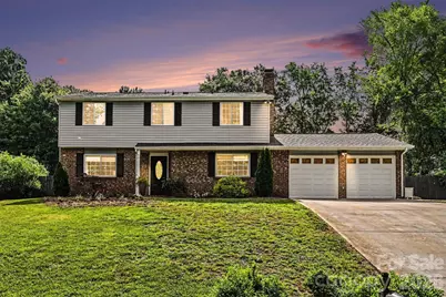 5821 Shadow Creek Road, Charlotte, NC 28226 - Photo 1