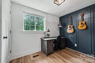 5821 Shadow Creek Rd, Charlotte, NC 28226 - Photo 17