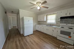1127 Dallas Stanley Hwy, Stanley, NC 28164 - Photo 3