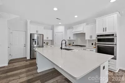 3702 Park South Station Boulevard, Charlotte, NC 28210 - Photo 9