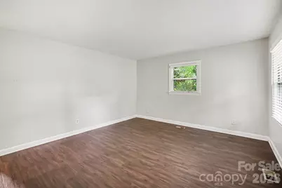 3700 Sargeant Drive, Charlotte, NC 28217 - Photo 7