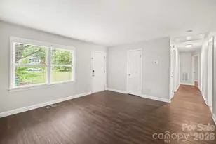 3700 Sargeant Dr, Charlotte, NC 28217 - Photo 9