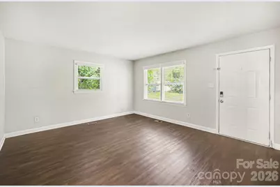 3700 Sargeant Drive, Charlotte, NC 28217 - Photo 5