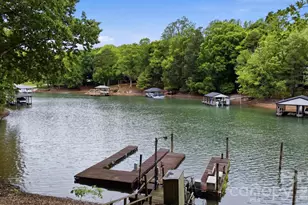 142 Seekirk Dr, Troutman, NC 28166 - Photo 1