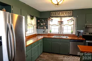 68 Hillside Terrace Dr, Waynesville, NC 28786 - Photo 11