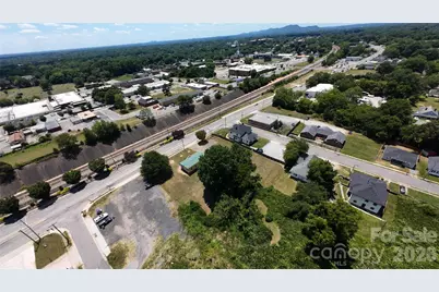 524 W Airline Avenue, Gastonia, NC 28052 - Photo 3
