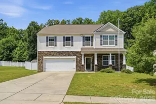 137 Rippling Water Dr, Mount Holly, NC 28120 - Photo 1