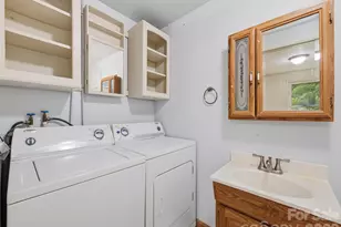 586 Olivet Church Rd, Whittier, NC 28789 - Photo 21