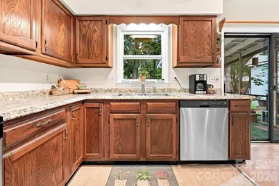 473 King William Road, Hendersonville, NC 28739 - Photo 9