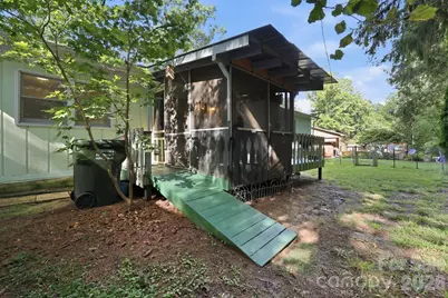 473 King William Road, Hendersonville, NC 28739 - Photo 33