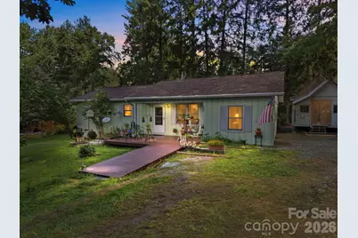473 King William Road, Hendersonville, NC 28739 - Photo 1