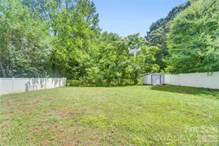 12009 Silvercrest Dr, Charlotte, NC 28215 - Photo 35