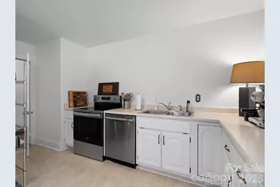 654 Ratcliff Cove Road, Waynesville, NC 28786 - Photo 15
