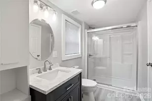 2225 Tate St, Charlotte, NC 28216 - Photo 23