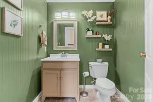33 Coffey Cir, Asheville, NC 28806 - Photo 23