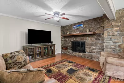 33 Coffey Circle, Asheville, NC 28806 - Photo 19