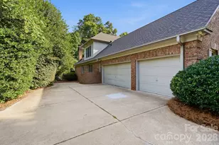 13101 Darby Chase Dr, Charlotte, NC 28277 - Photo 3