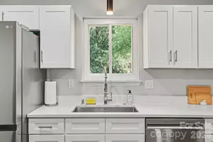 6008 Trysting Rd, Charlotte, NC 28227 - Photo 13