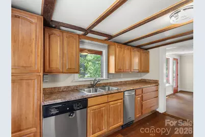 54 Louisiana Avenue, Saluda, NC 28773 - Photo 21