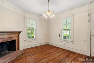 54 Louisiana Ave, Saluda, NC 28773 - Photo 7