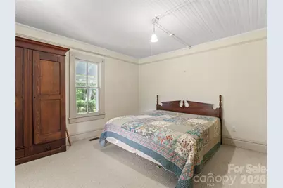 54 Louisiana Avenue, Saluda, NC 28773 - Photo 9