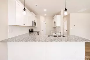 4729 Muskogee Dr, Charlotte, NC 28227 - Photo 9