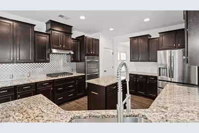 7235 Barefoot Forest Drive, Charlotte, NC 28269 - Photo 11