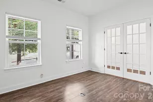 7235 Barefoot Forest Dr, Charlotte, NC 28269 - Photo 5