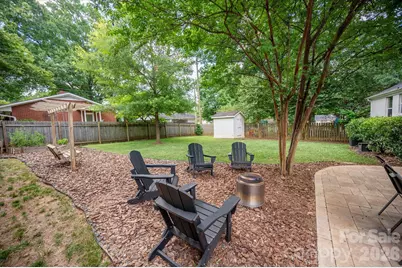 5201 Glenham Drive, Charlotte, NC 28210 - Photo 33