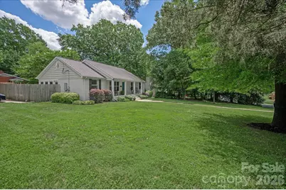 5201 Glenham Drive, Charlotte, NC 28210 - Photo 3