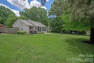 5201 Glenham Dr, Charlotte, NC 28210 - Photo 3