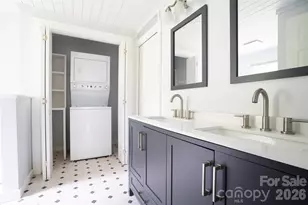 250 Oakdale St, Brevard, NC 28712 - Photo 23