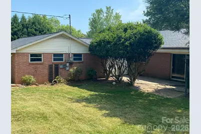2171 6th Street NE, Hickory, NC 28601 - Photo 23