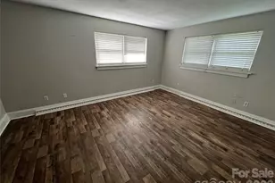 2171 6th St NE, Hickory, NC 28601 - Photo 7