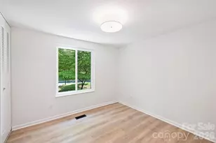 7323 Rollingridge Dr, Charlotte, NC 28211 - Photo 23