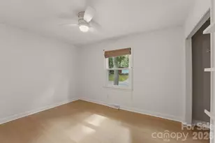 5301 Glenham Dr, Charlotte, NC 28210 - Photo 17