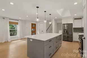 5301 Glenham Dr, Charlotte, NC 28210 - Photo 5