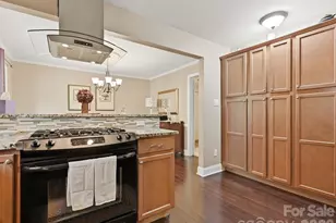 2233 Rexford Rd, Charlotte, NC 28211 - Photo 13