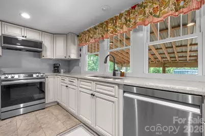 3084 W Main Street, Claremont, NC 28610 - Photo 23