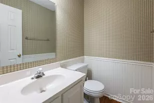 204 Windsor Forest Cir, Fletcher, NC 28732 - Photo 23
