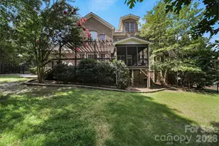 16619 Flintrock Falls Ln, Charlotte, NC 28278 - Photo 7