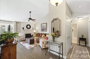 7810 Davinci Ln, Charlotte, NC 28226 - Photo 5