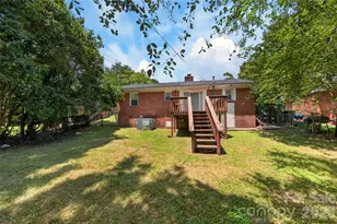 520 Inwood Dr, Charlotte, NC 28209 - Photo 27