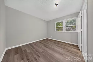 520 Inwood Dr, Charlotte, NC 28209 - Photo 17