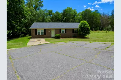 122 Tulip Trail, Ellenboro, NC 28040 - Photo 3