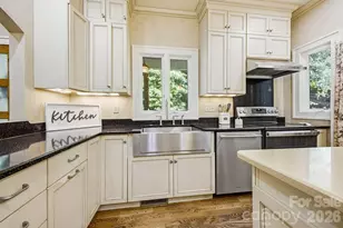 2204 E Cumming Woods Ln, Hendersonville, NC 28739 - Photo 13
