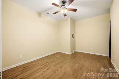 2204 E Cumming Woods Lane, Hendersonville, NC 28739 - Photo 37