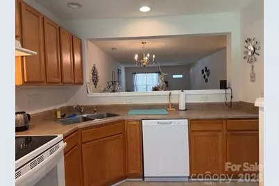 8053 Christmas Court, Charlotte, NC 28216 - Photo 17