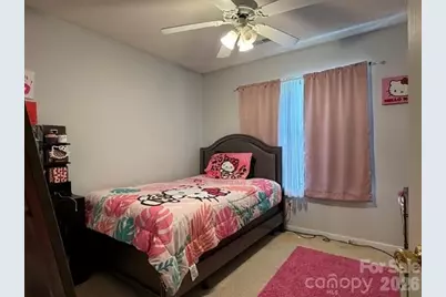 8053 Christmas Court, Charlotte, NC 28216 - Photo 31